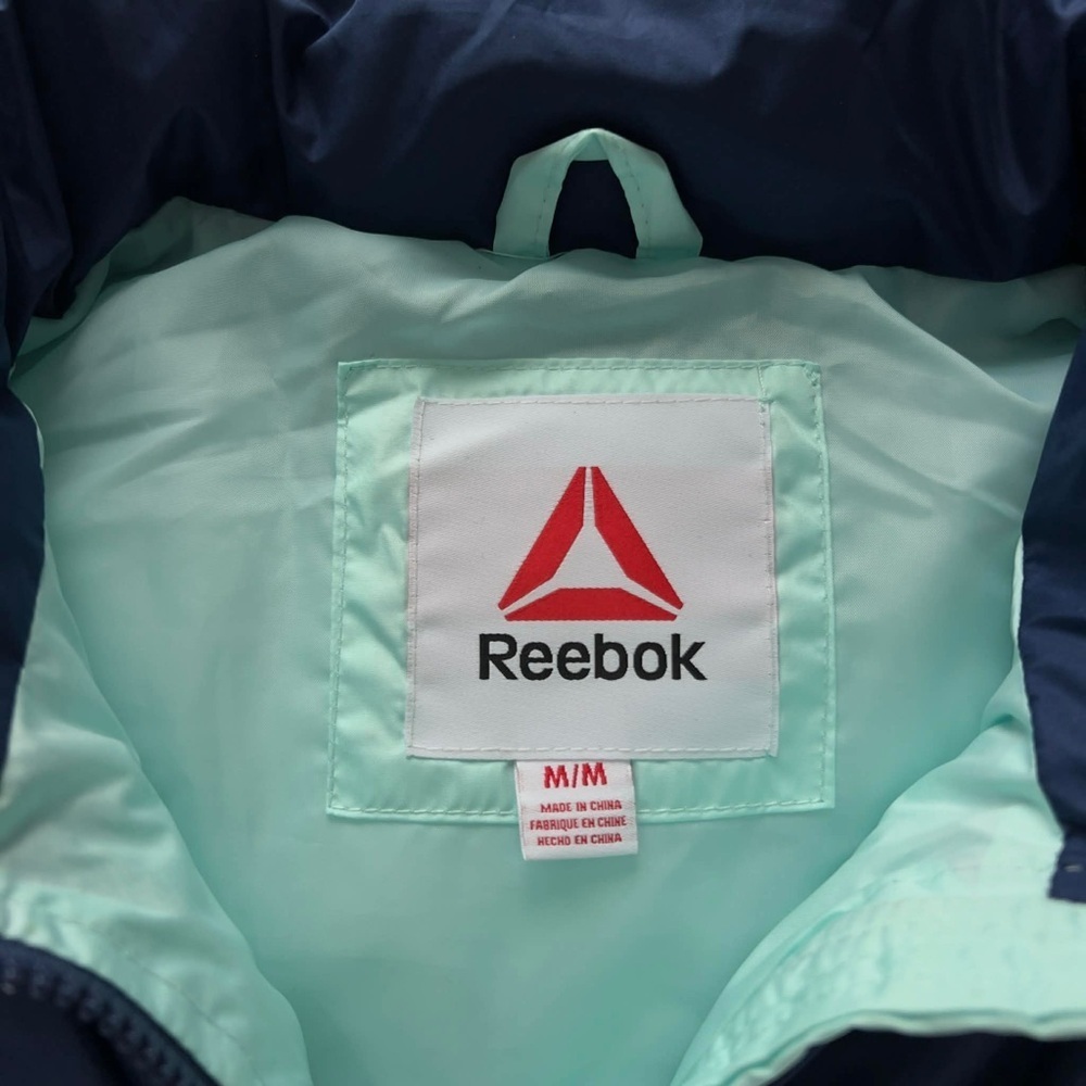 Reebok Puffer Vest Mint Green Navy Blue Gorpcore Athleisure Sporty Chic - Picture 3 of 6